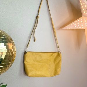 Warm yellow messenger bag. Brand new condition.